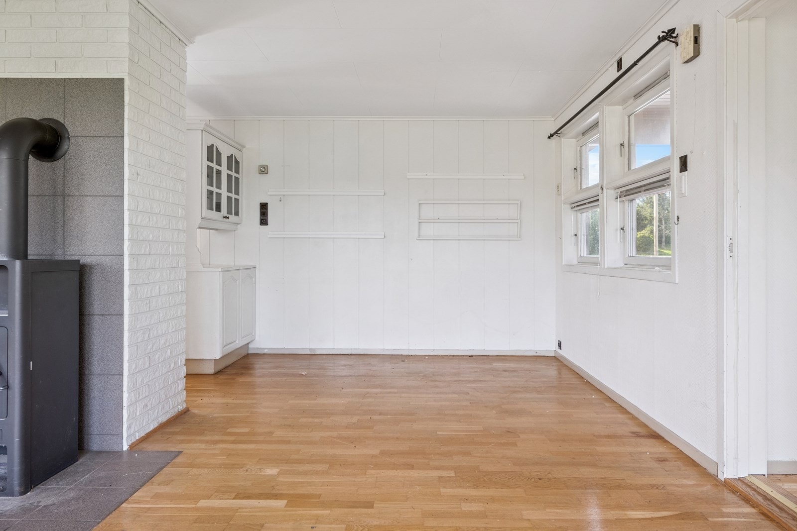 Spisestue ved kjøkken Galleribilde