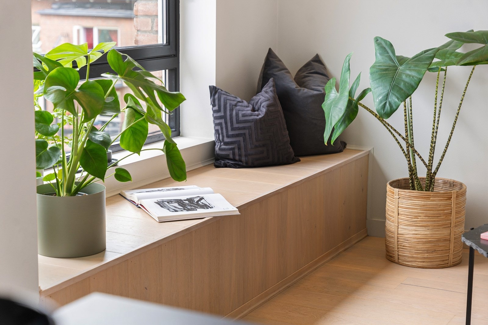 Her er hver detalj er nøye gjennomtenkt - fra de skreddersydde løsningene til det stilrene uttrykket. Galleribilde