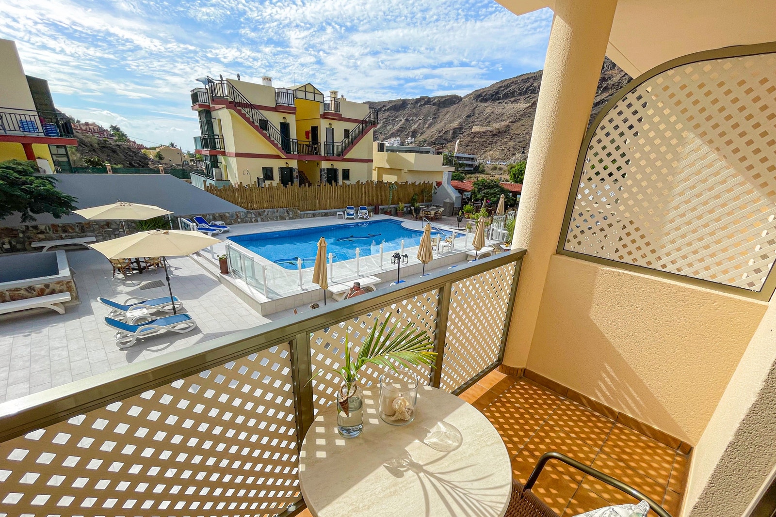 Balkong fra leilighetene i 2.etg Galleribilde