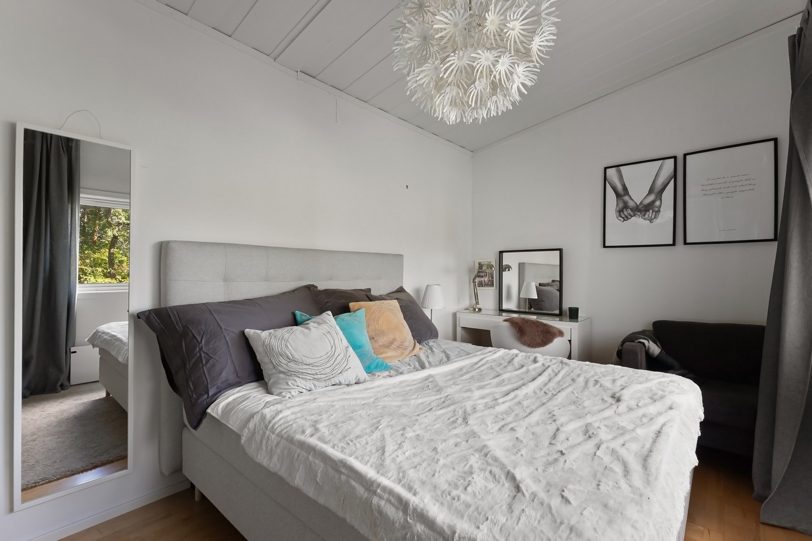 Soverom nr. 4. Galleribilde