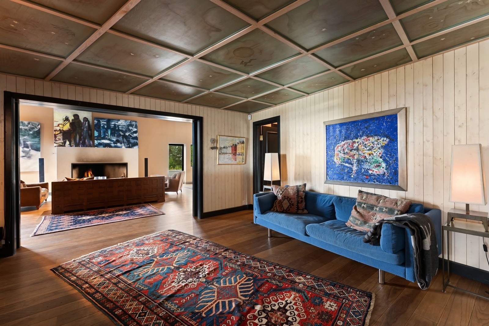 Et ekstra oppholdsrom i mellomgangen, godt egnet som lesekrok. Galleribilde