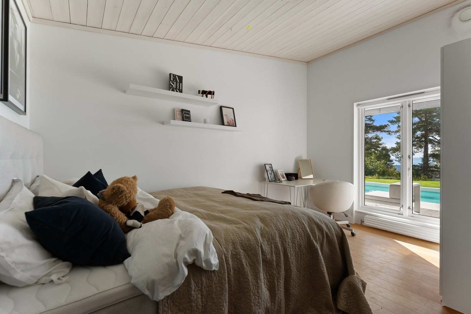 Soverom nr. 2. Galleribilde