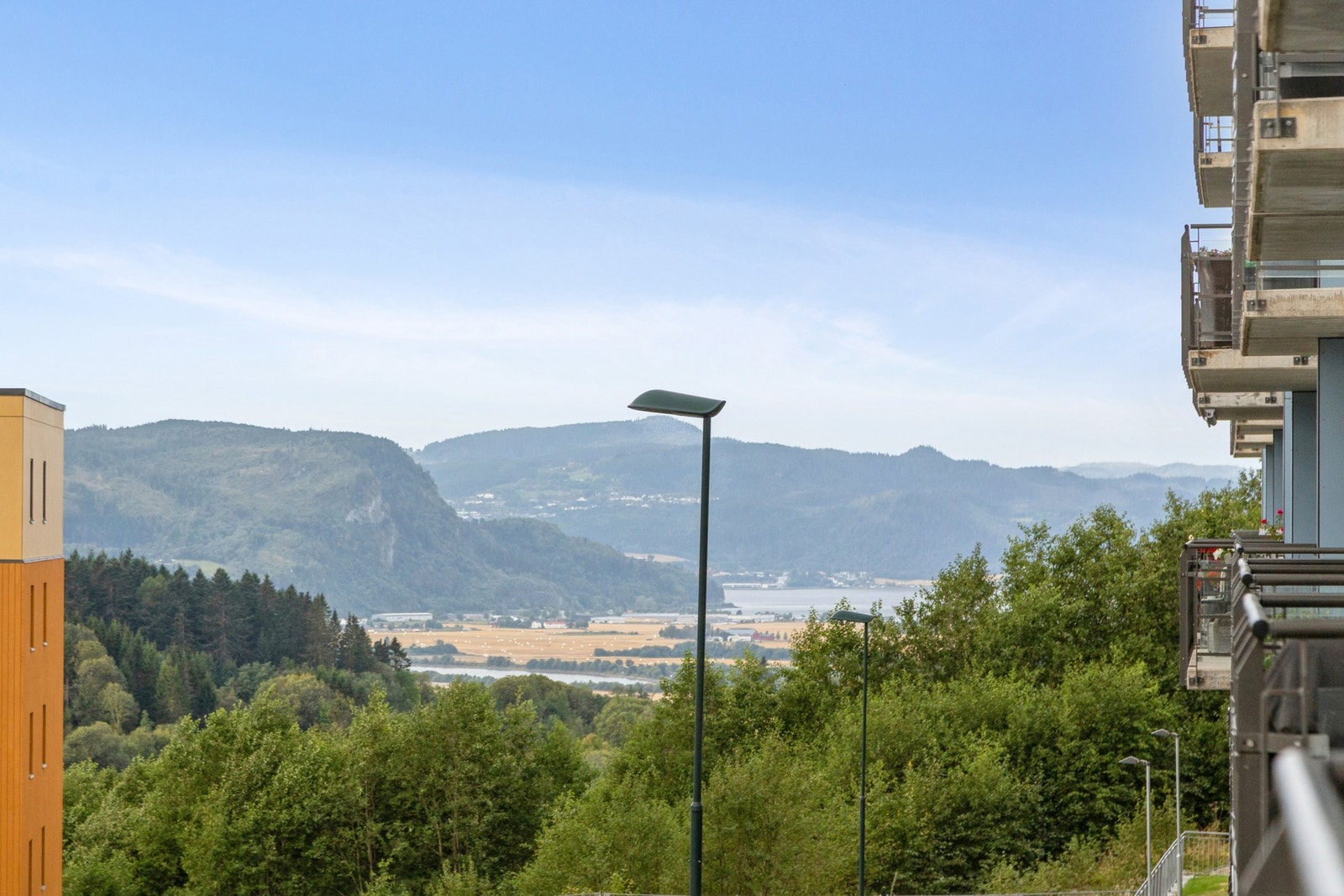 Utsikt. Galleribilde