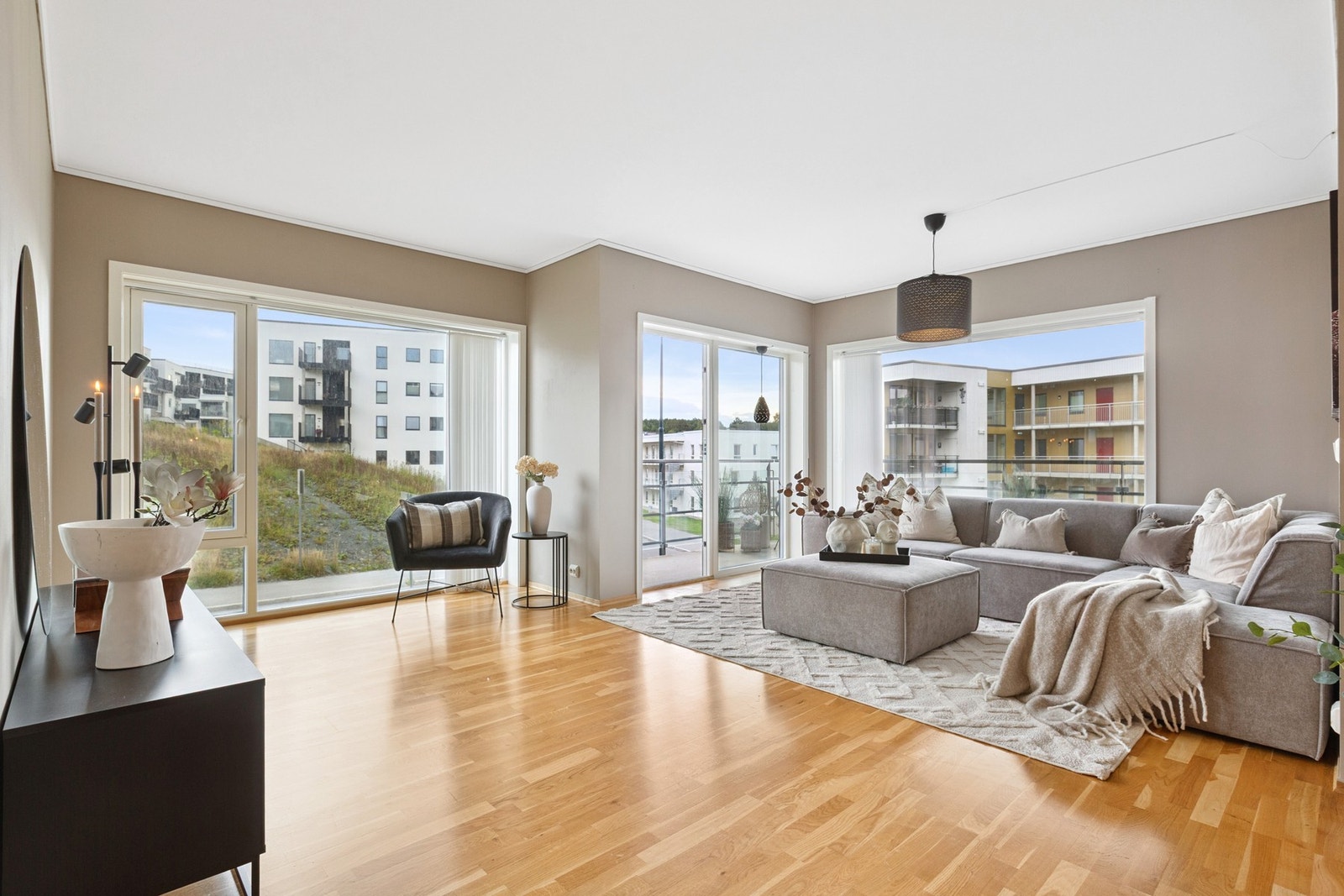 Leiligheten er utstyrt med bod i kjeller og i leiligheten. Galleribilde