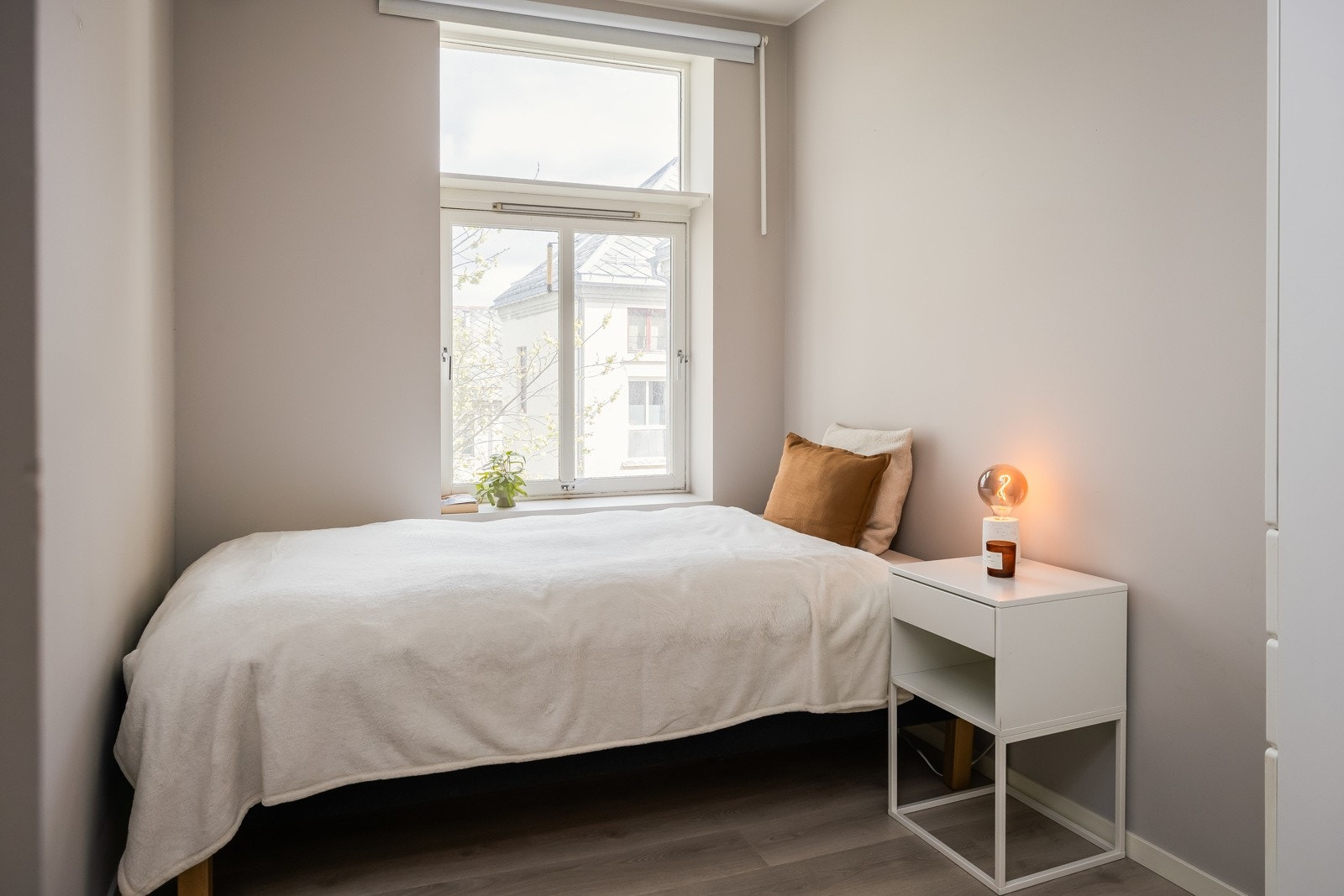 Begge soverommene vender mot rolige omgivelser. Galleribilde