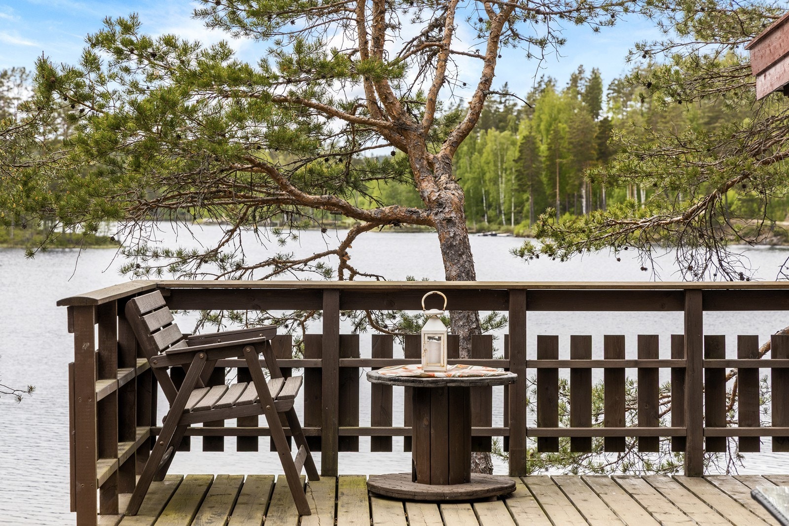 I nærområdet kan du gå tur på historisk grunn langs Sootkanalen, og det er utrolig vakkert langs kanalen. Galleribilde