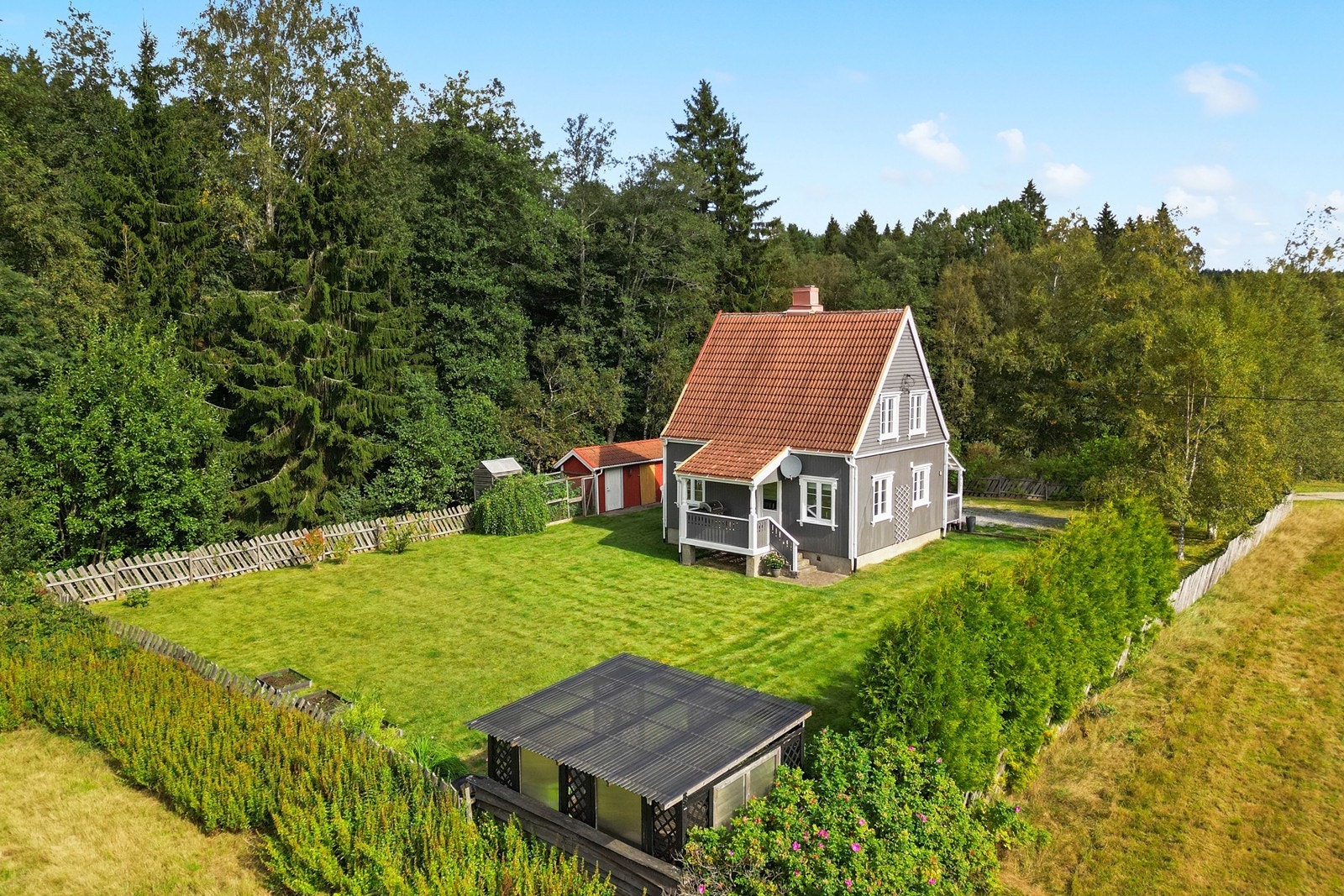 Usjenert beliggende. Galleribilde