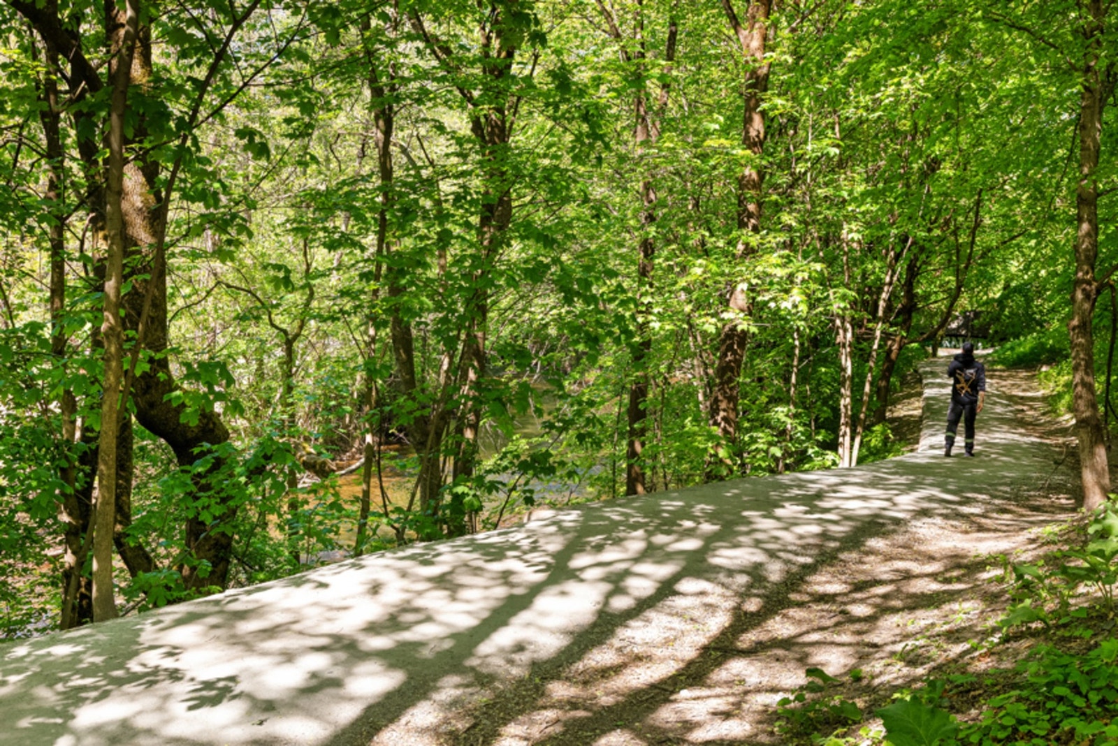 Akerselva har mange historiske minner og følger du den hele veien vil du møte 20 fosser, 45 bruer og flere badeplasser! Galleribilde