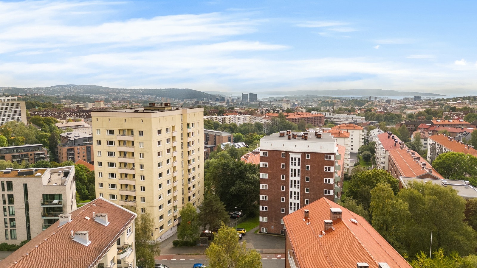 Lave felleskostnader inkludert fibernett, a-konto varmtvann/fyring m.m Galleribilde