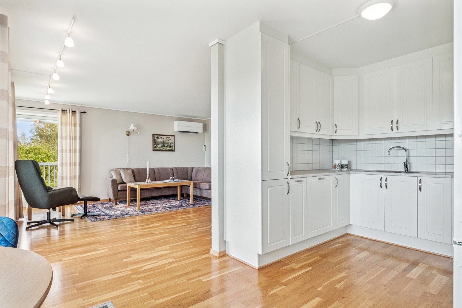 Kjøkkenet er på 15 m². Galleribilde