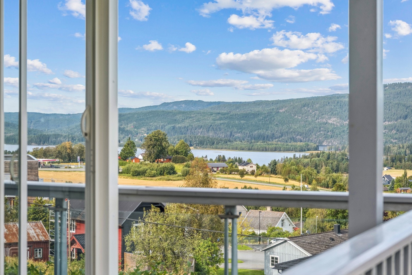 Flott utsikt fra balkongen. Galleribilde