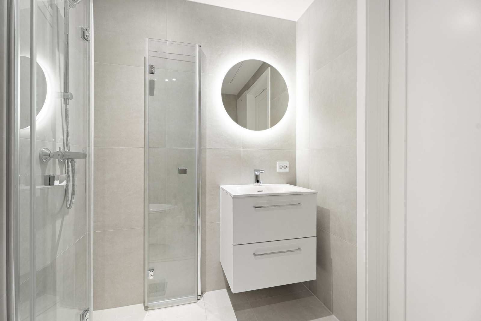 Lyst og tidløst bad Galleribilde