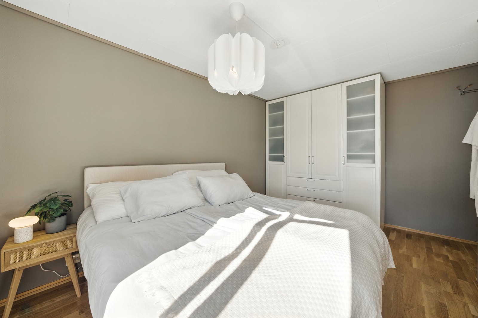 Også plass til stor garderobeløsning. Galleribilde