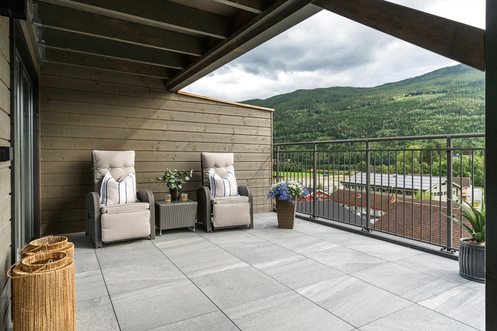 Delvis overbygget takterrasse byr på mange muligheter. Galleribilde