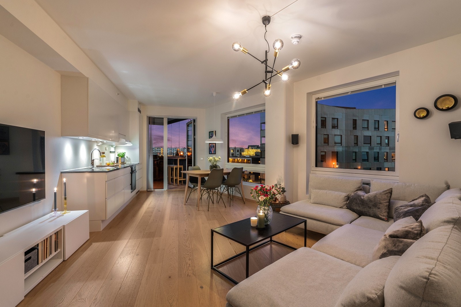 EIE Eiendomsmegling v/ Jr. Partner Håkon Hovland presenterer Lervigbrygga 132! Galleribilde