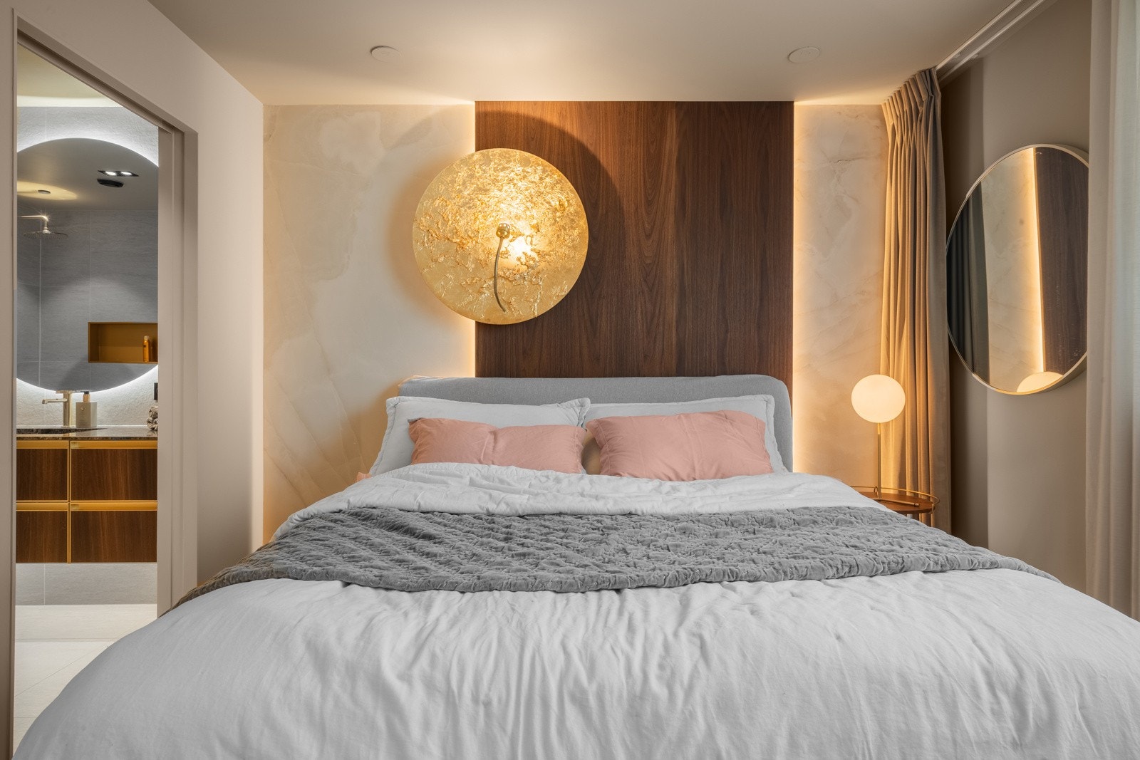 Her er det rom for både drømmer og hverdag - Plass til både seng og oppbevaring. Galleribilde