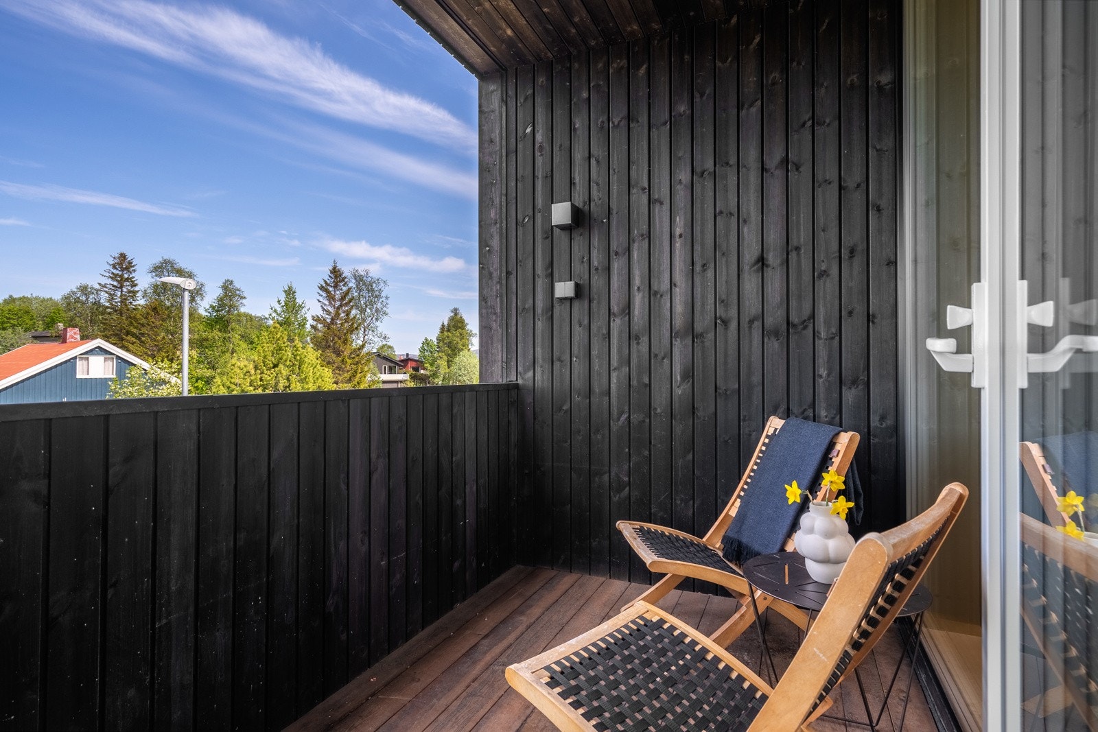 Plass til en liten spisegruppe. Galleribilde