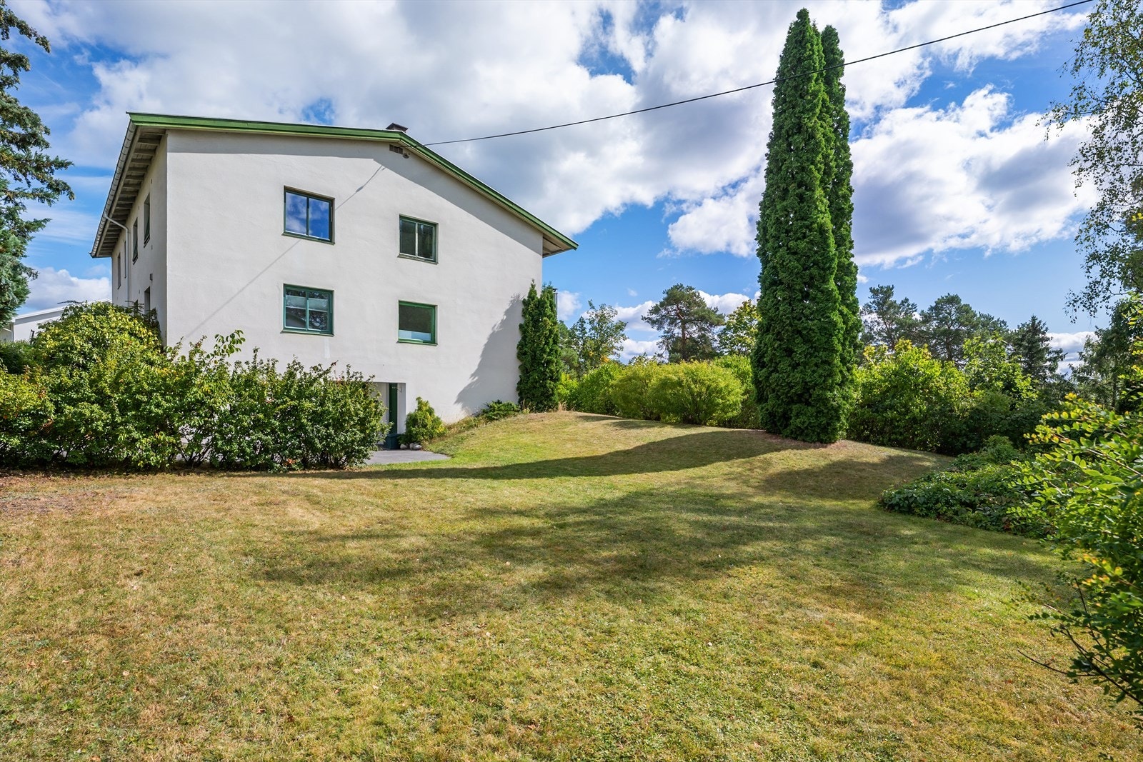 Fra felles hage og uteområde Galleribilde