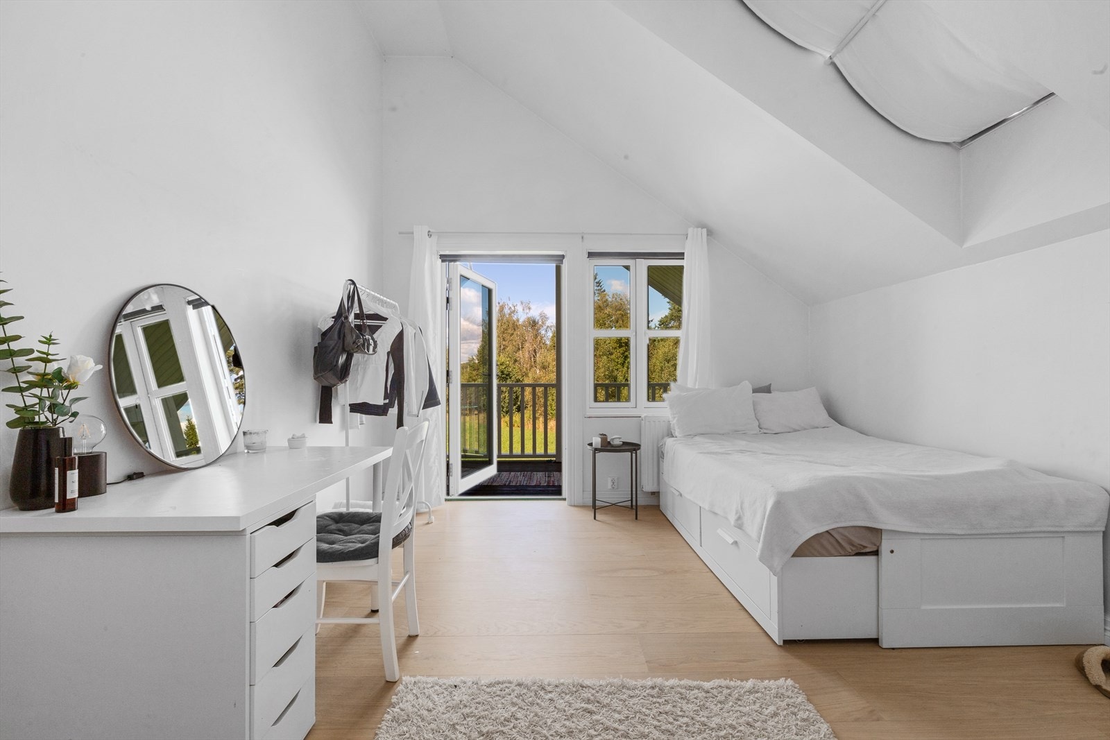 I andre etasje finnes hele 8 soverom! Galleribilde