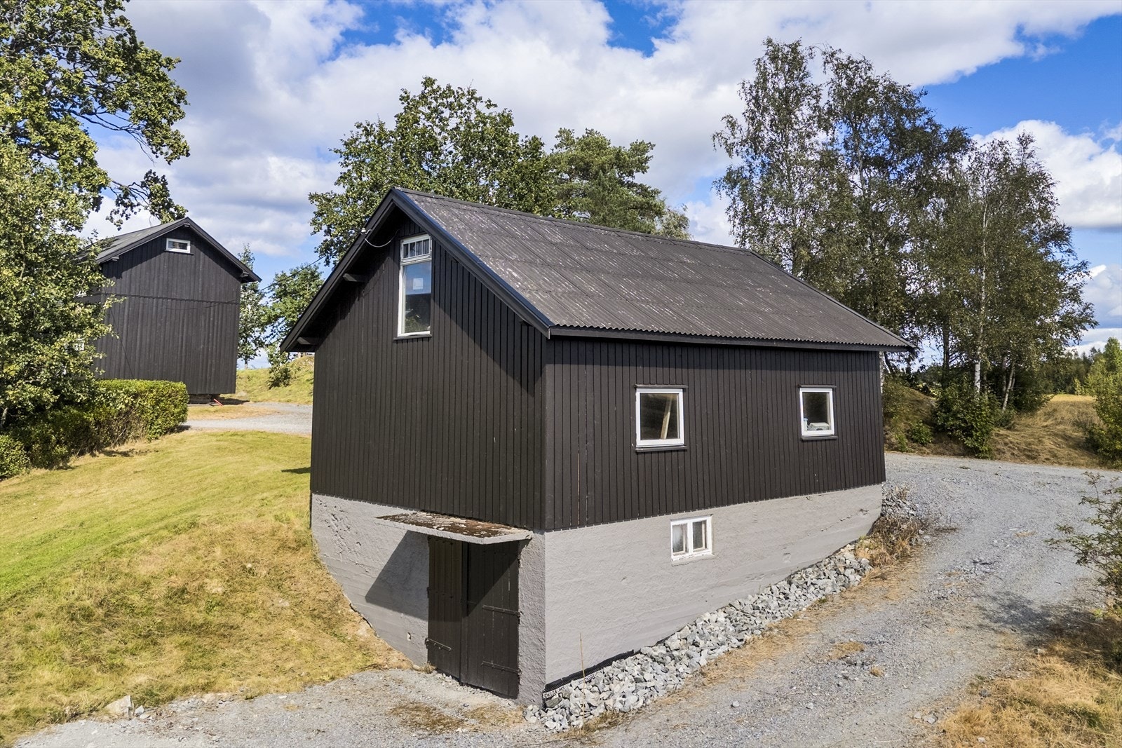 Redskapshus/garasje Galleribilde