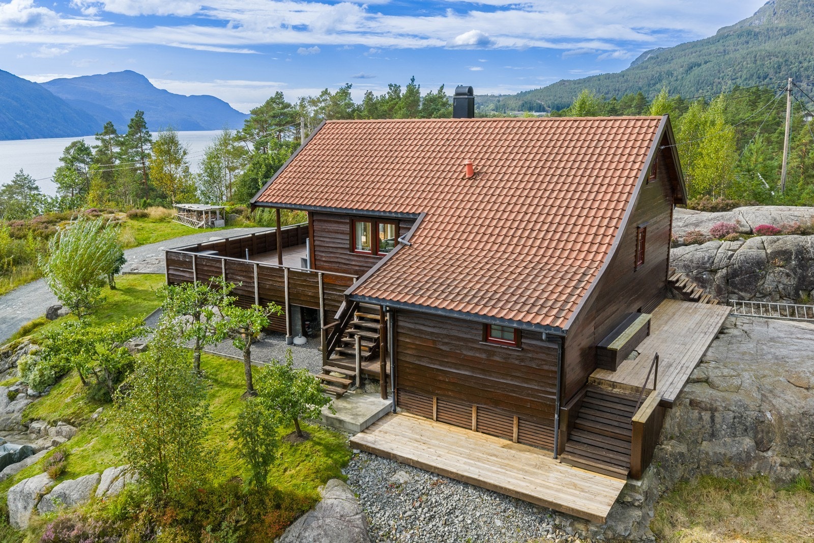 Velkommen til visning i Saghaugen 46 - Eiendommen presenteres av eiendomsmegler Ørjan Alfsvaag, Eiendomsmegler A Galleribilde