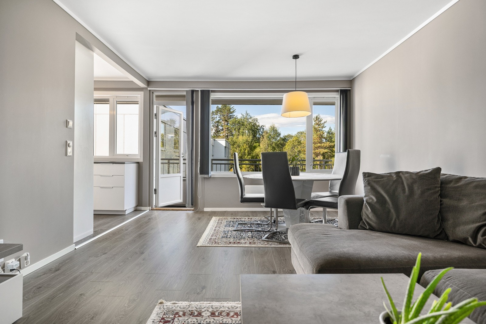 Proaktiv Eiendomsmegling v/ Inge-André Godø har gleden av å presentere Fredsbergvegen 19. Galleribilde