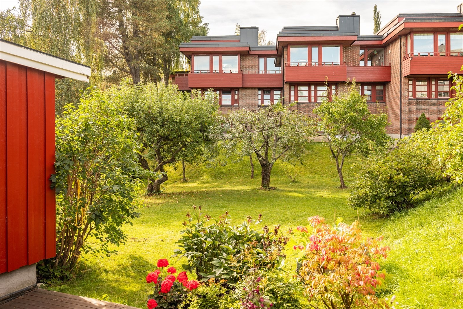 Tomten strekker seg over 488m². Galleribilde