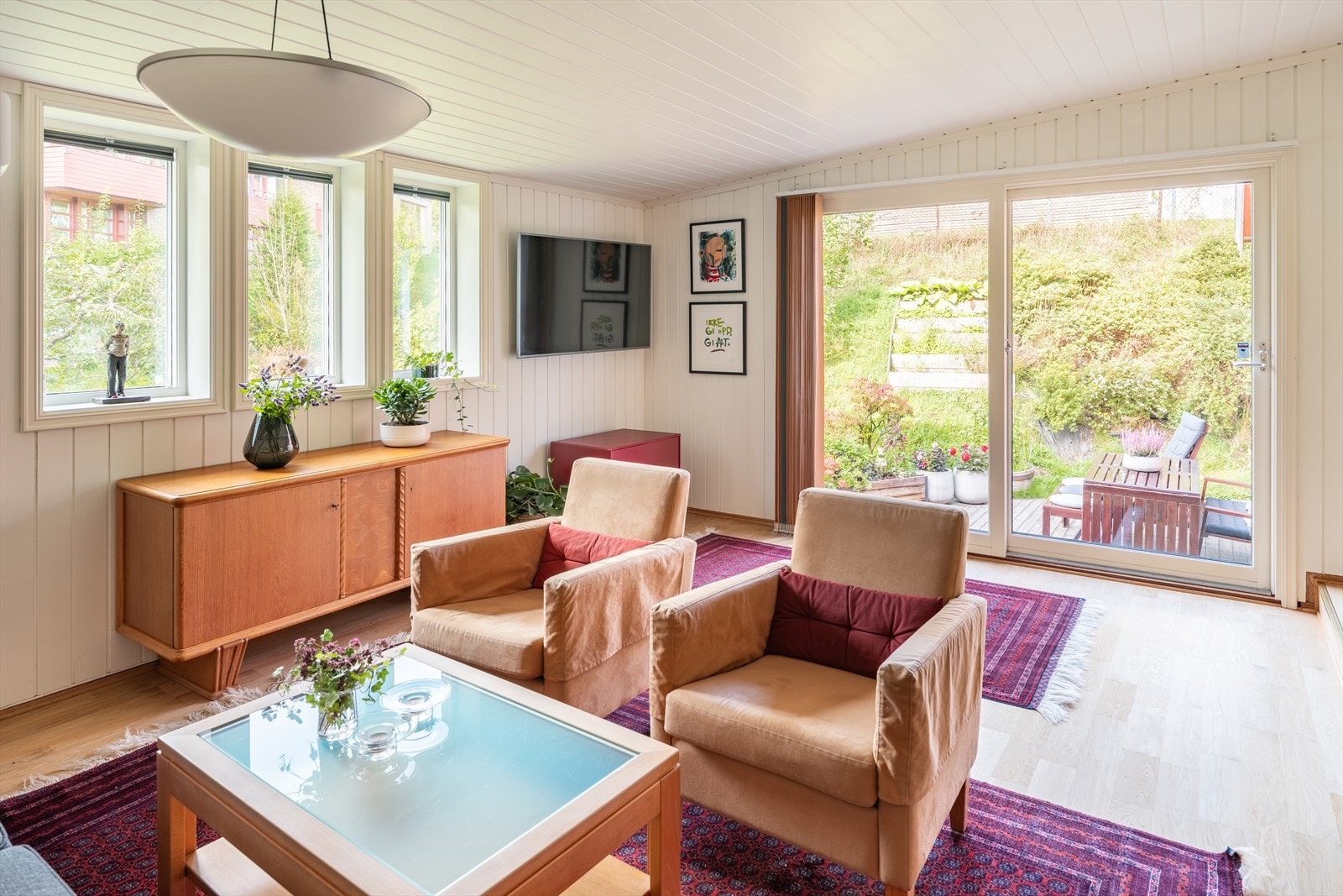 Kort avstand til Rema 1000 Havstein og Byåsen Butikksenter - med post i butikk og PostNord for pakkelevering og sending. Galleribilde