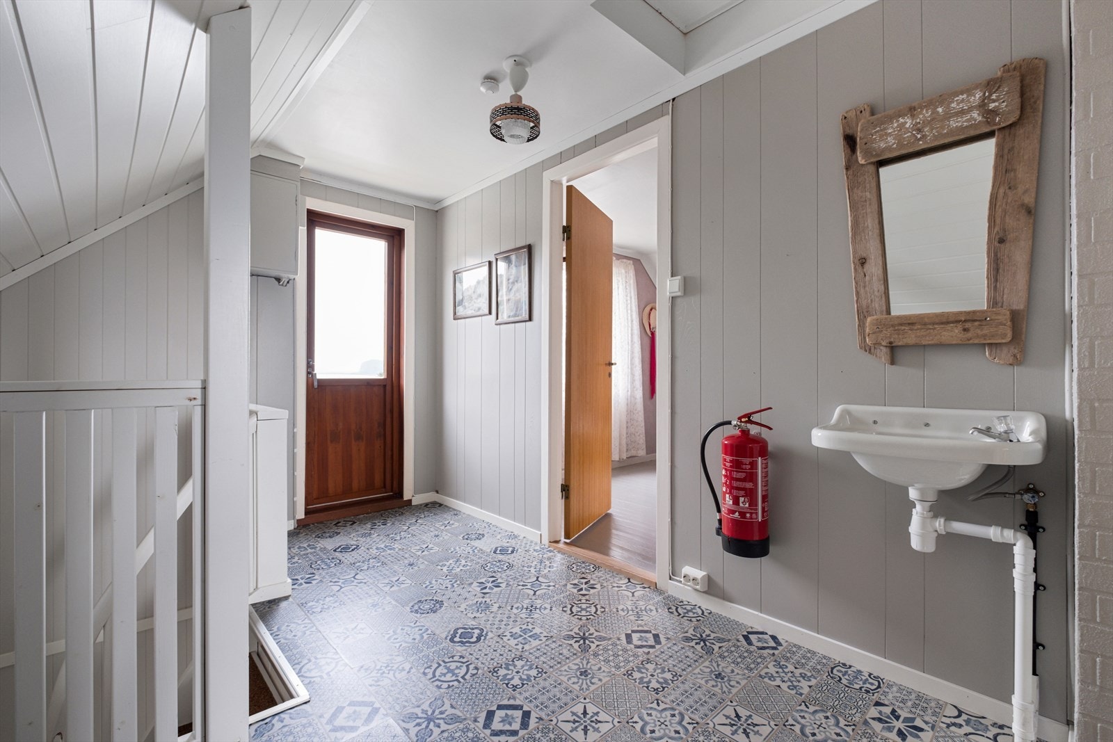 Gang i 2. etasje Galleribilde