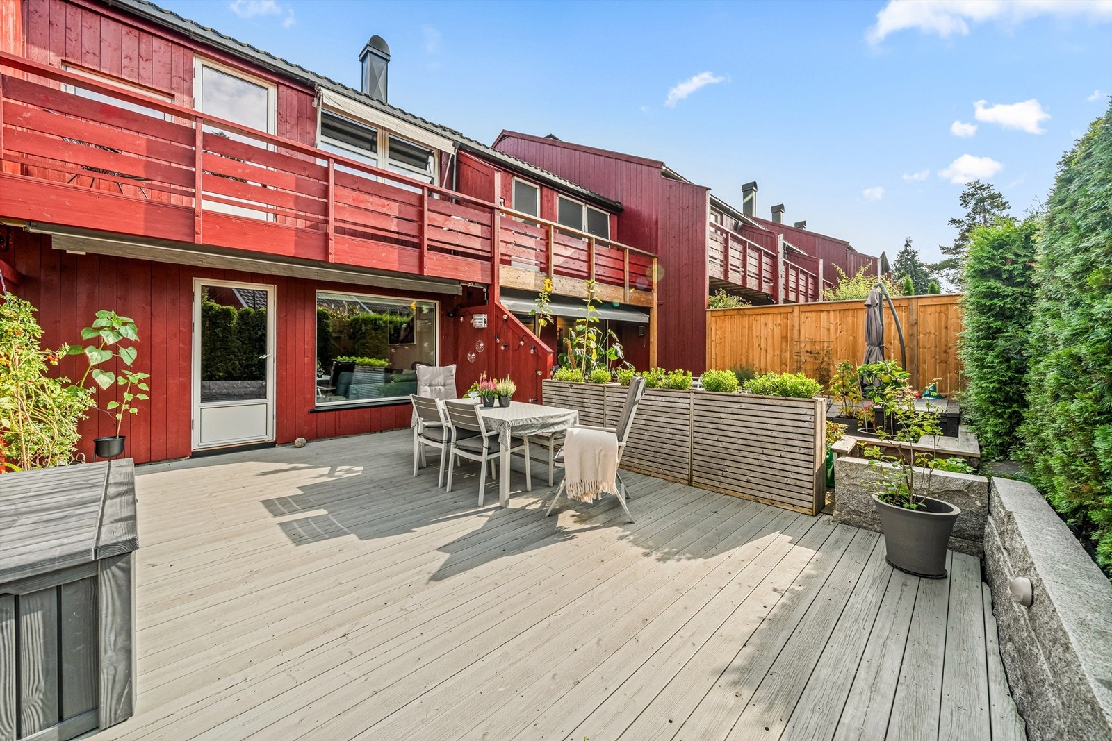 Velkommen til Lindbäckveien 45C, presentert av Hamdi Kaptan v/Krogsveen. Galleribilde