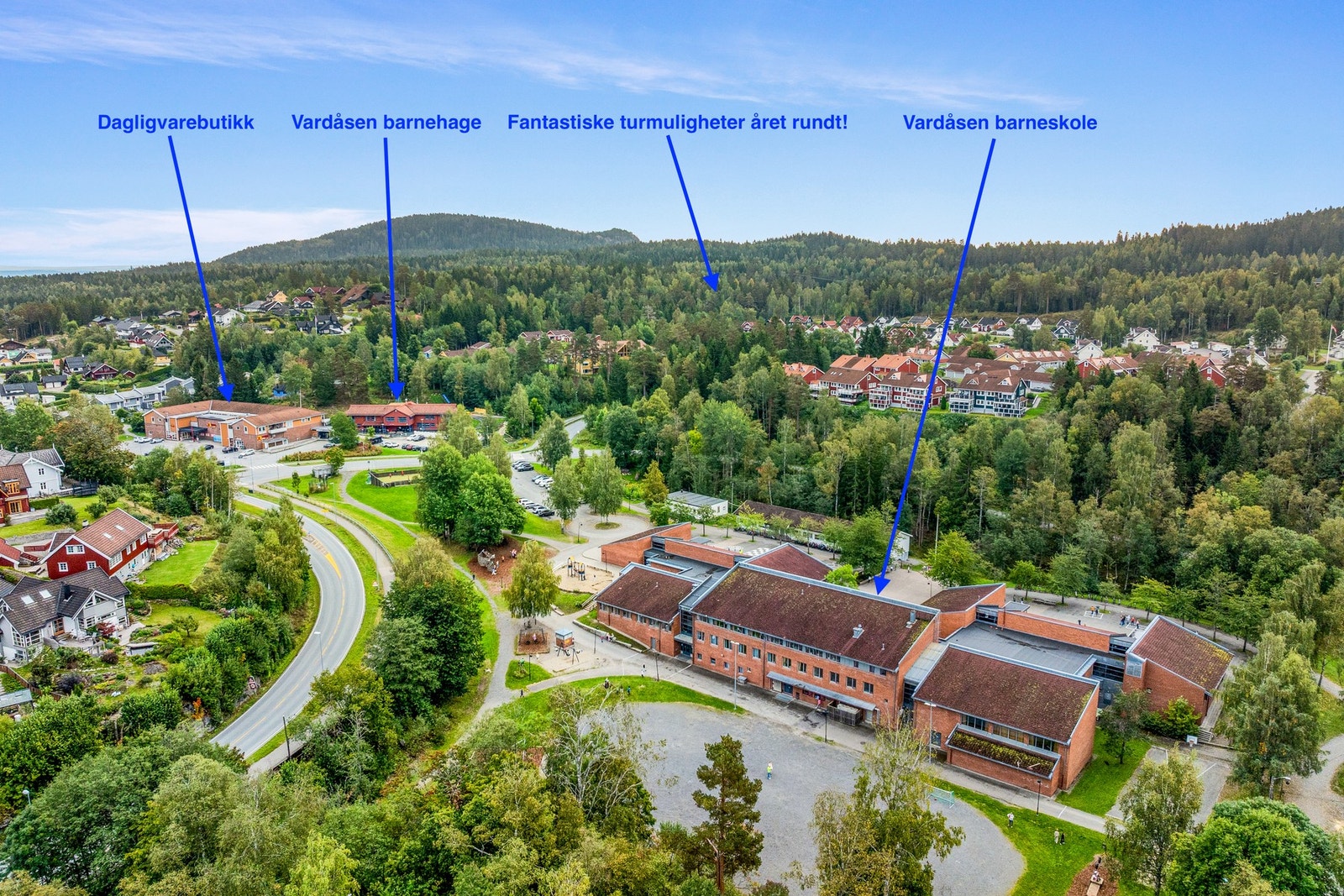 Det er kun 4 minutters gange ned til Vardåsen barneskole. Galleribilde