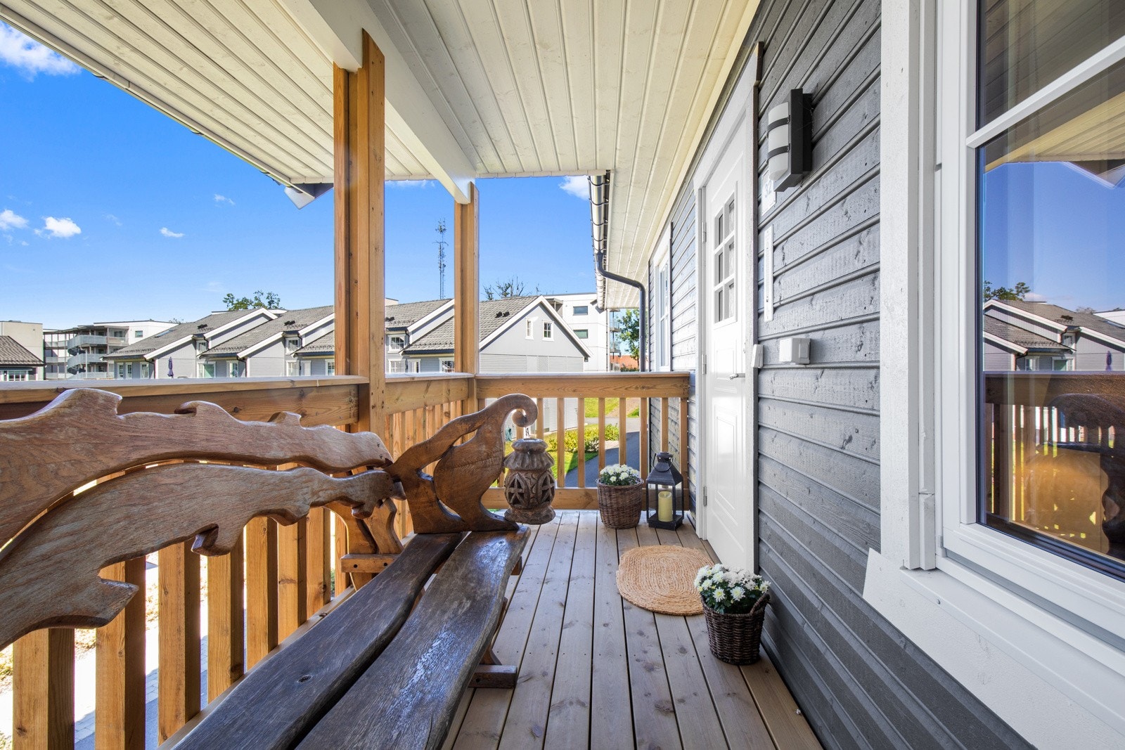 Overbygd adkomstterrasse. Galleribilde