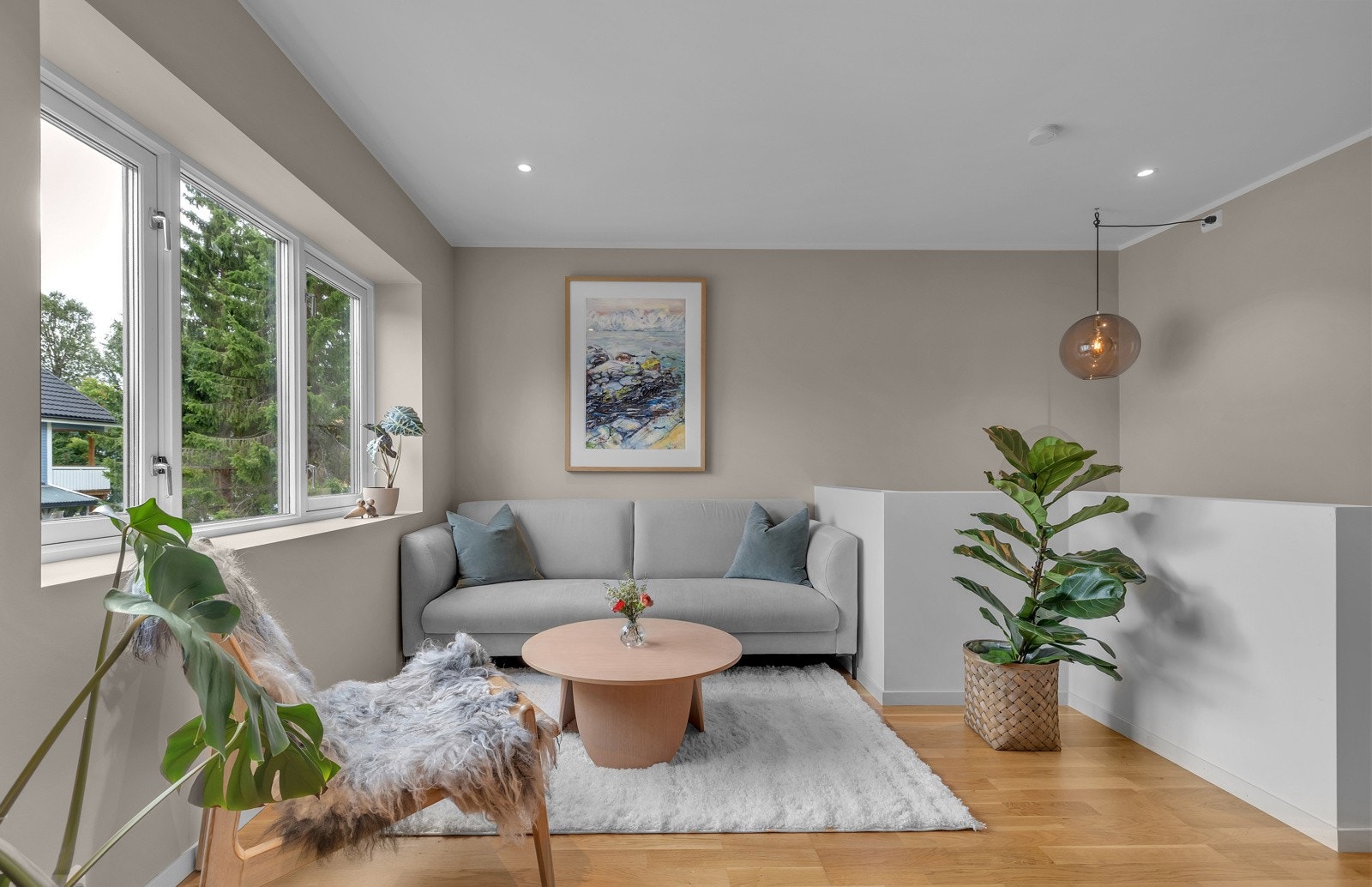 Storhaug + Partnere AS har gleden av å presentere flotte Ebeltoftvegen 8 Galleribilde