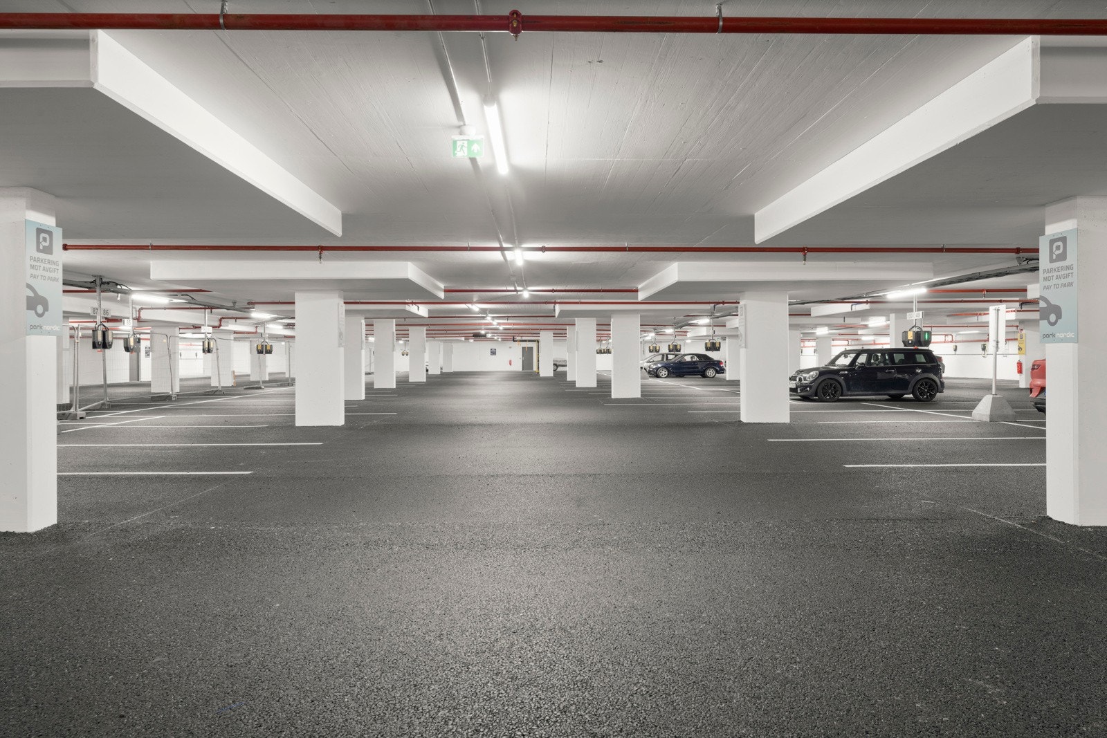 Mulighet for kjøp av garasjeplass for kr. 300 000,- + omk. Galleribilde