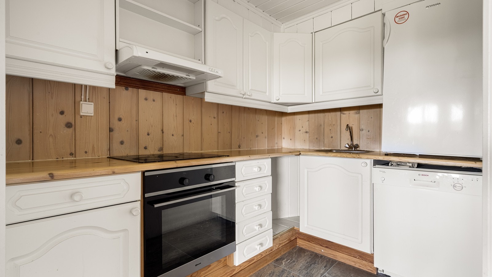 Kjøkkenet i leiligheten Galleribilde