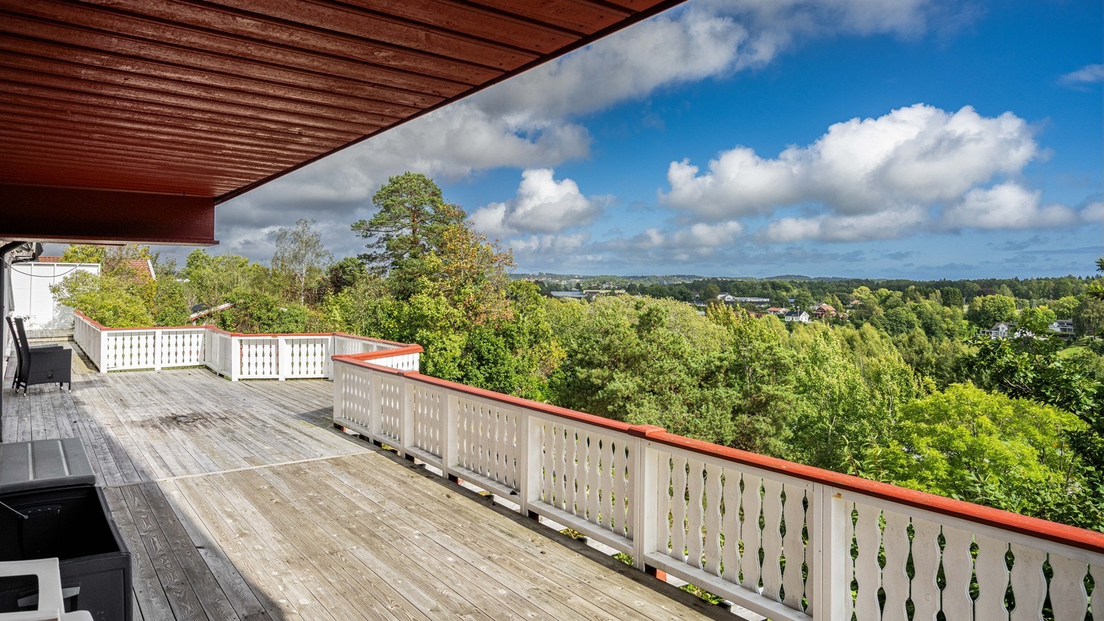 Flott utsikt fra veranda Galleribilde