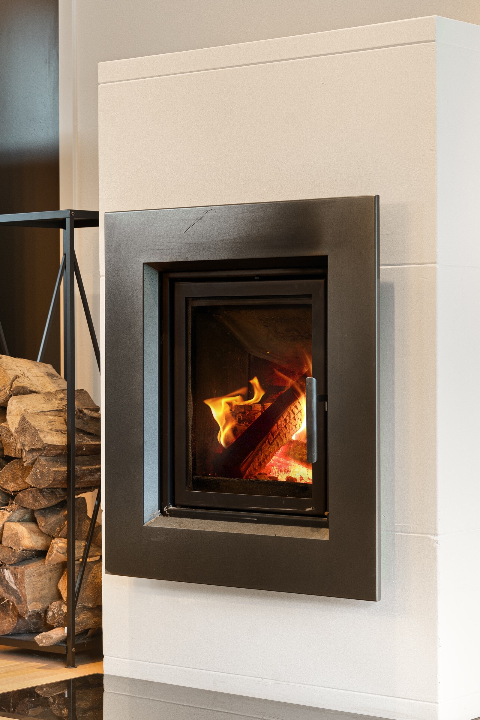 Peisovn for varme og hygge. Galleribilde