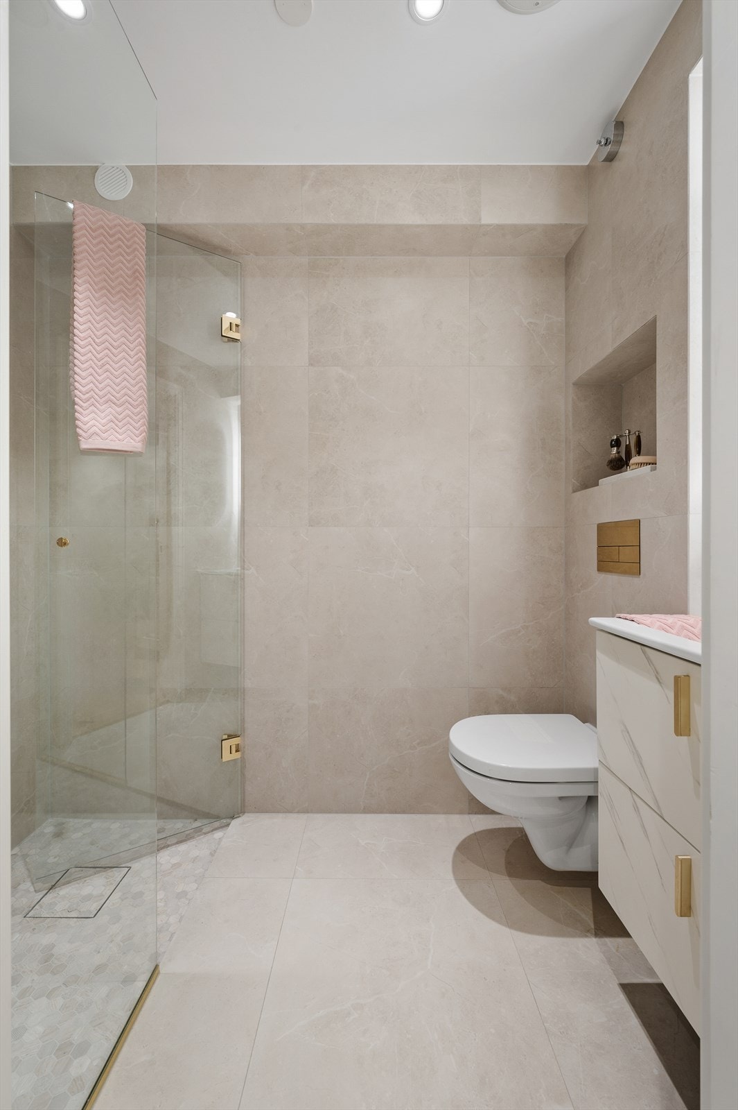 Nyoppusset baderom 2 Galleribilde