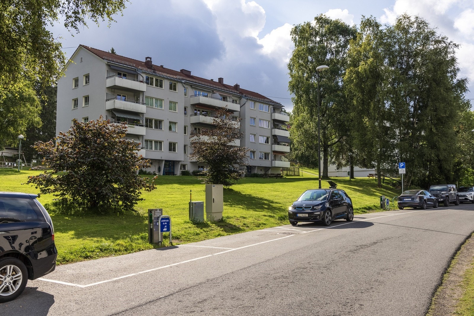Mulighet for lading av elbil på offentlige plasser i Selvbyggerveien Galleribilde