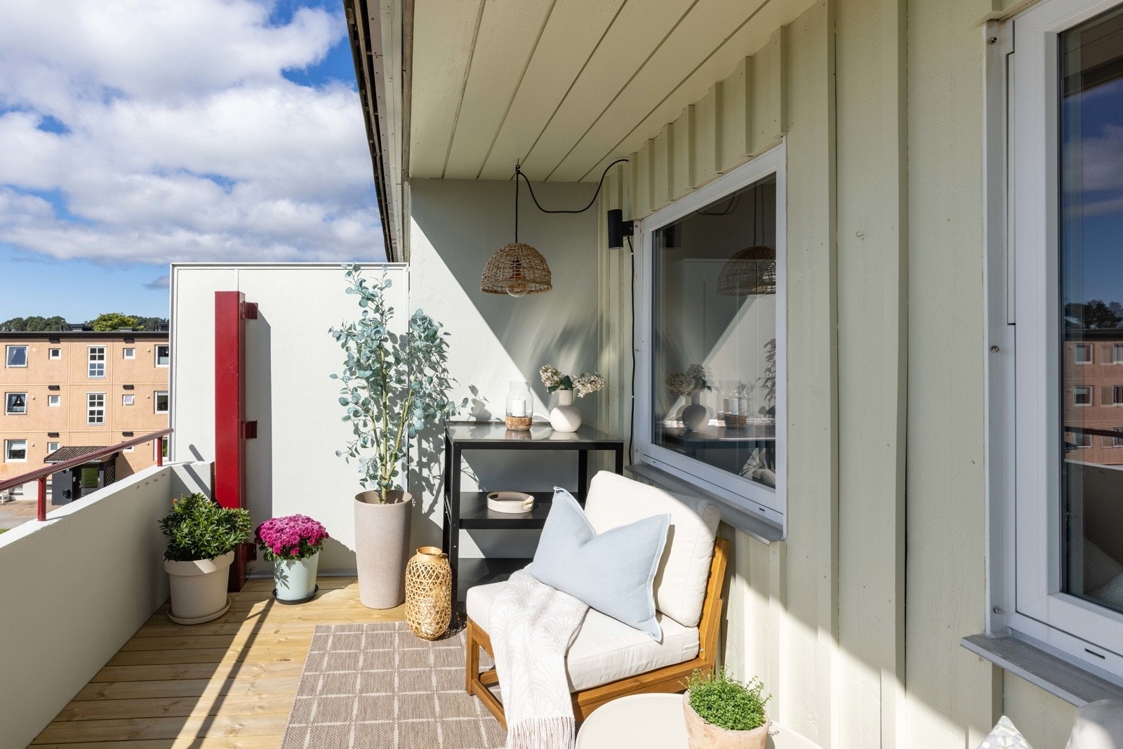 Solrik, vestvendt altan på 11 kvm. Galleribilde