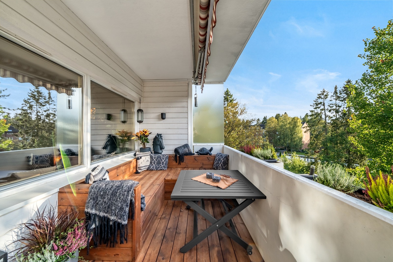 Velkommen til Haraløkka 8. Presentert av Hamdi Kaptan og Krogsveen Galleribilde