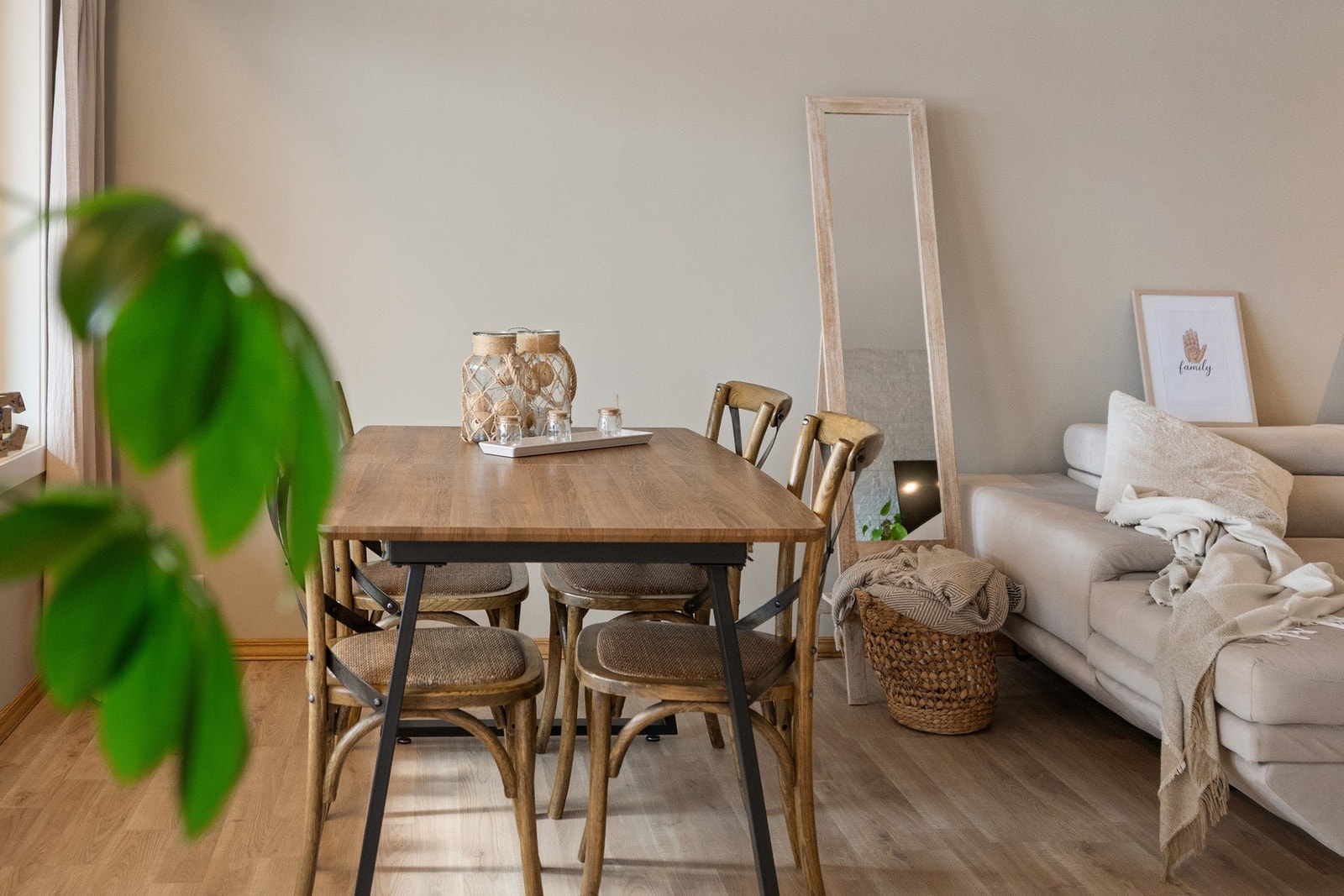 Her er det hyggelig å invitere gjester til middager og festlige lag. Galleribilde