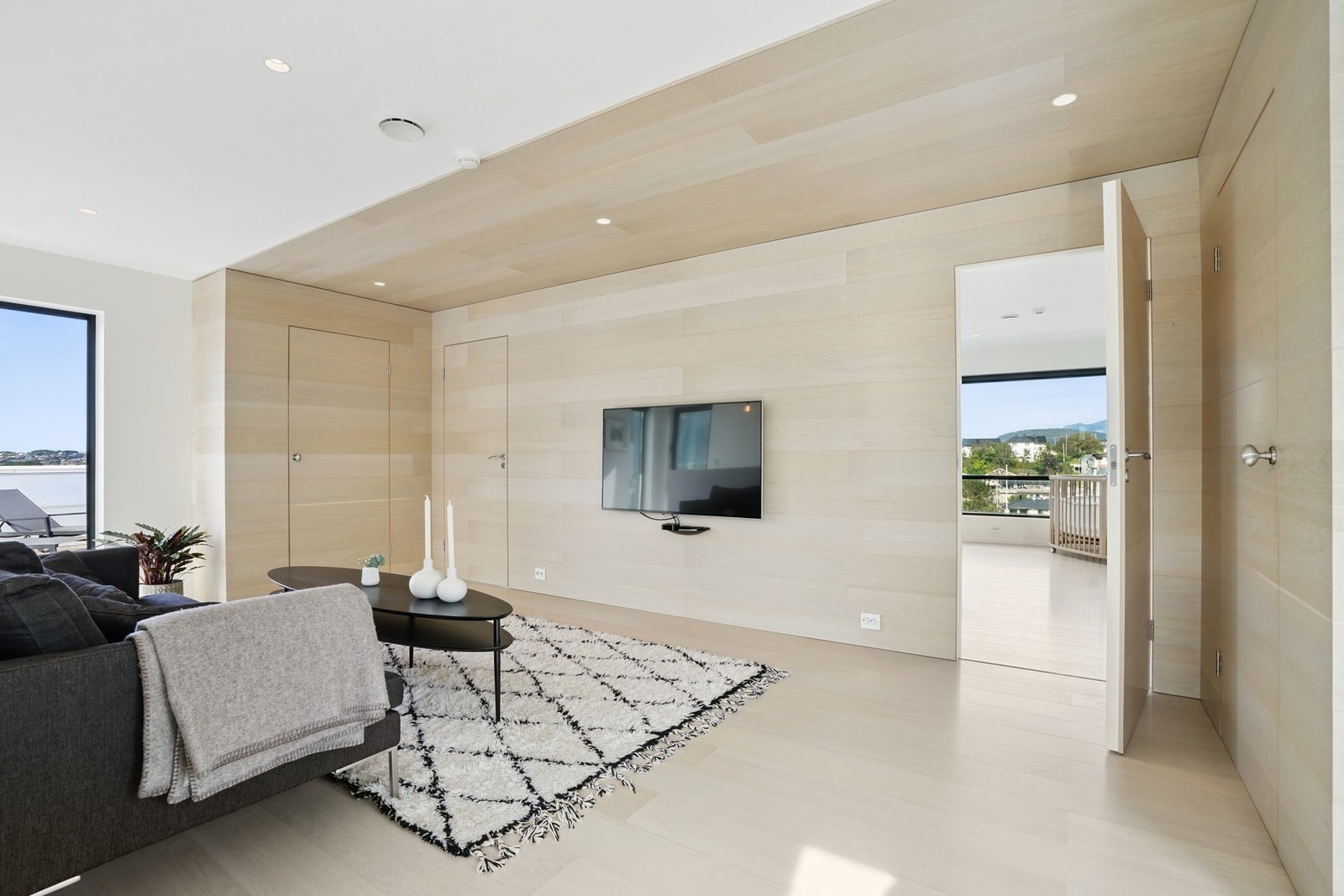 Legg merke til det delikate materialevalget. Galleribilde