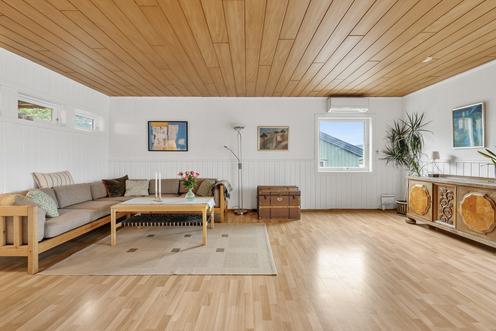 Oppvarming med varmepumpe og vedovn Galleribilde