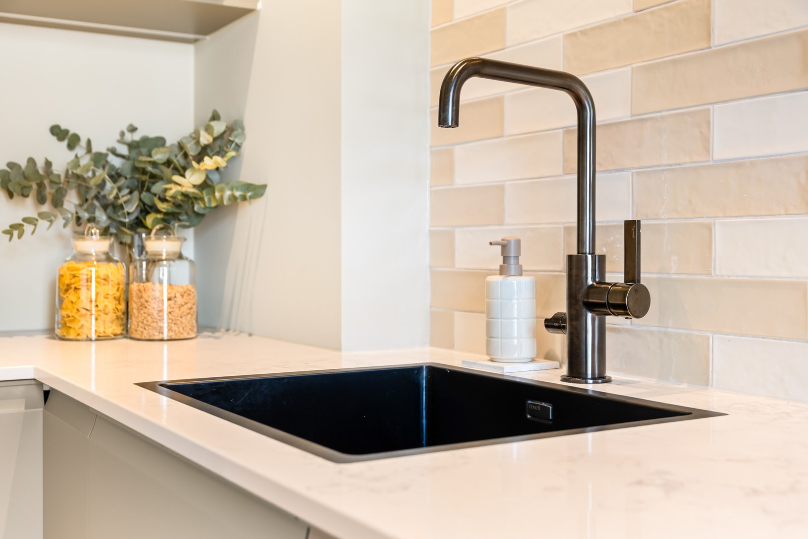 Benkeplater fra Easystone Galleribilde