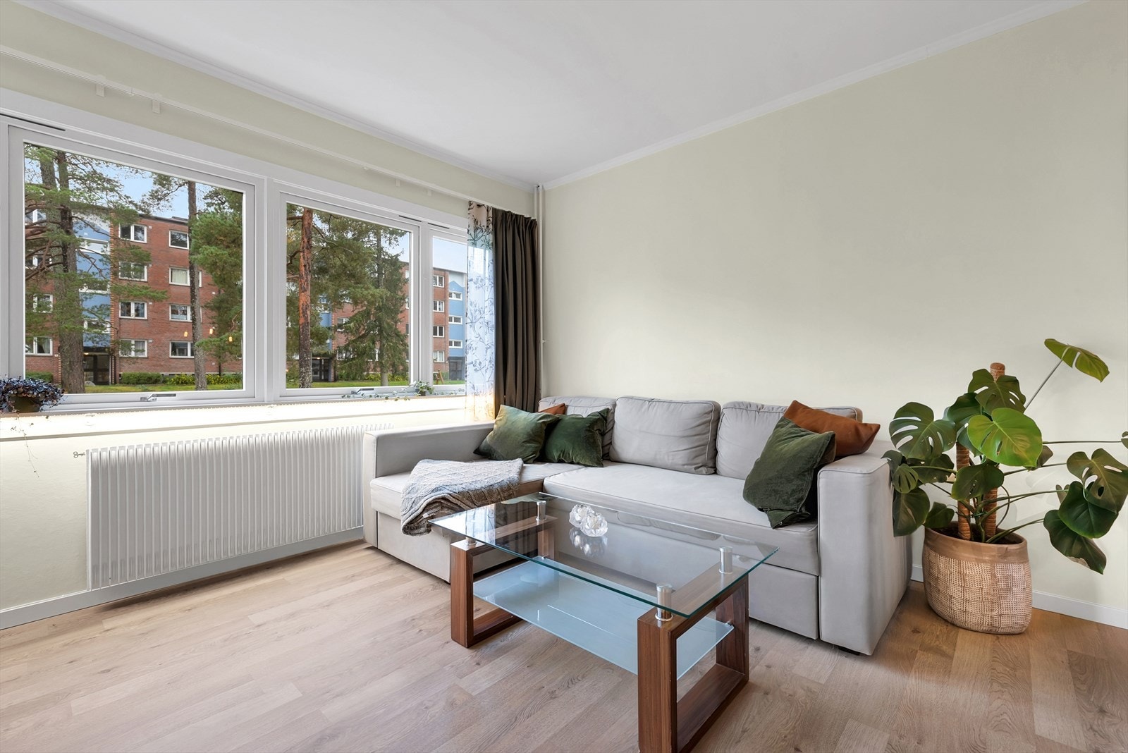 Her er det god plass for en romslig sofakrok for hyggelige kvelder. Galleribilde