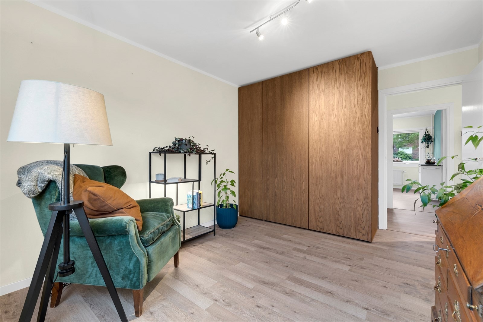 Det andre soverommet er perfekt som gjesterom, barnerom eller hjemmekontor. Galleribilde