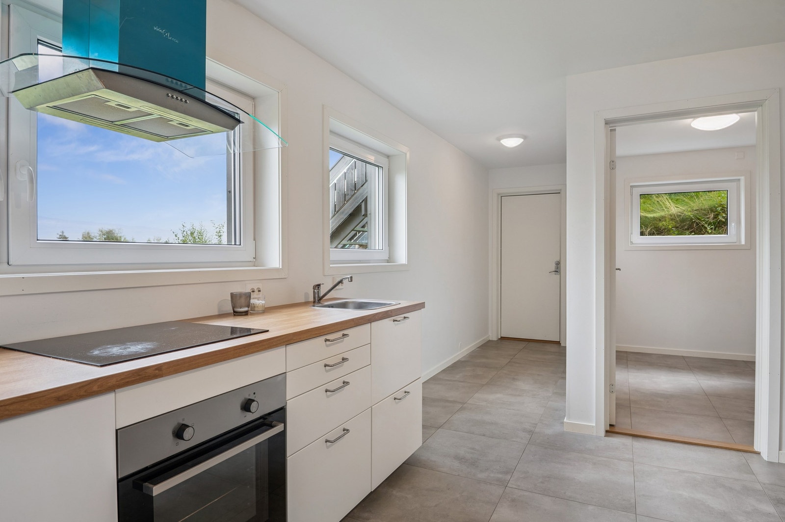 Kjøkken i hybelleiligheten Galleribilde