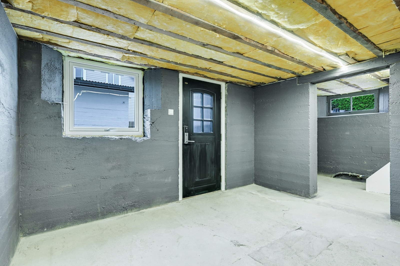 Kjellerrom med utgang. Galleribilde
