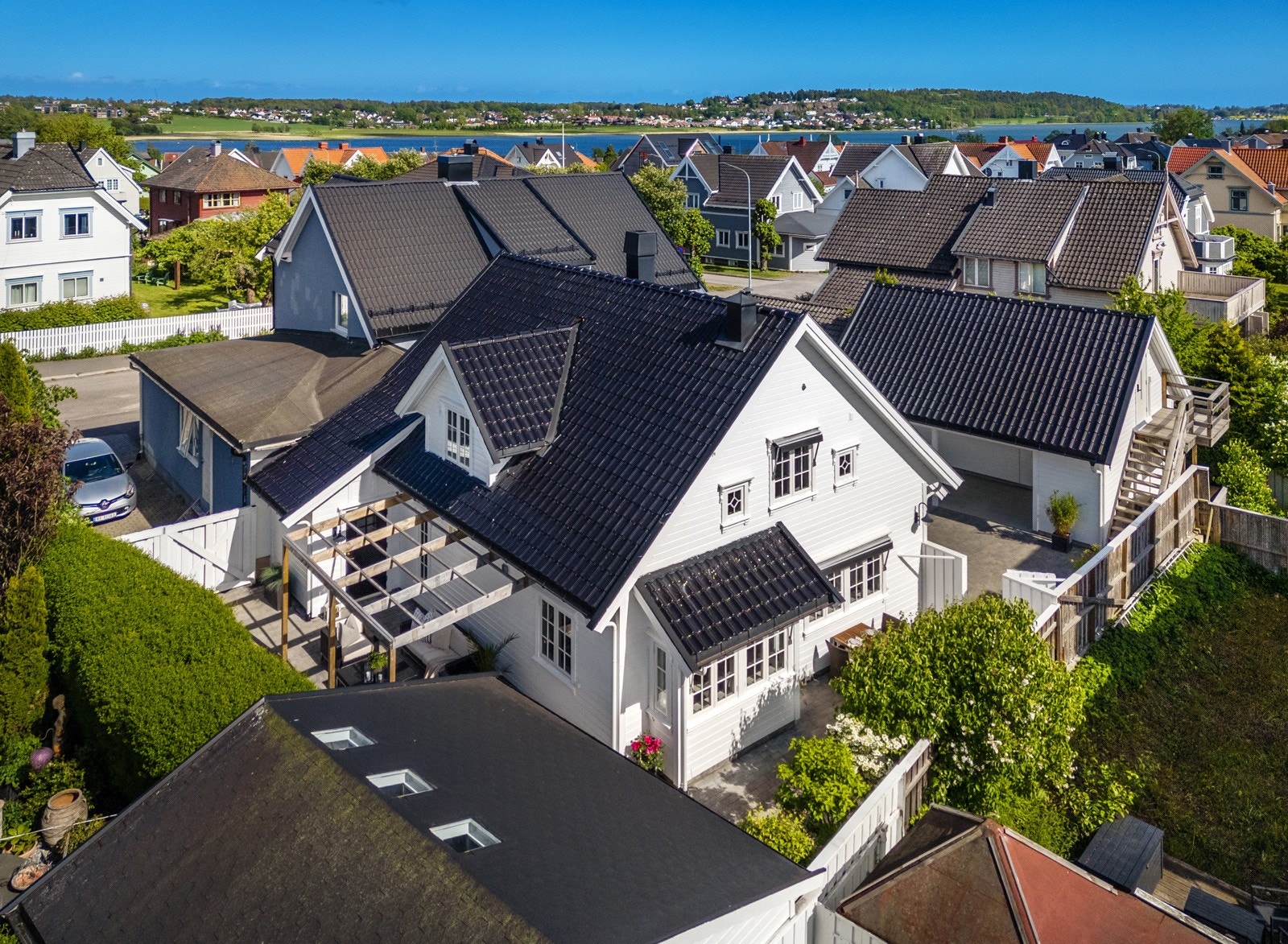 Sentralt og solrikt beliggende Galleribilde